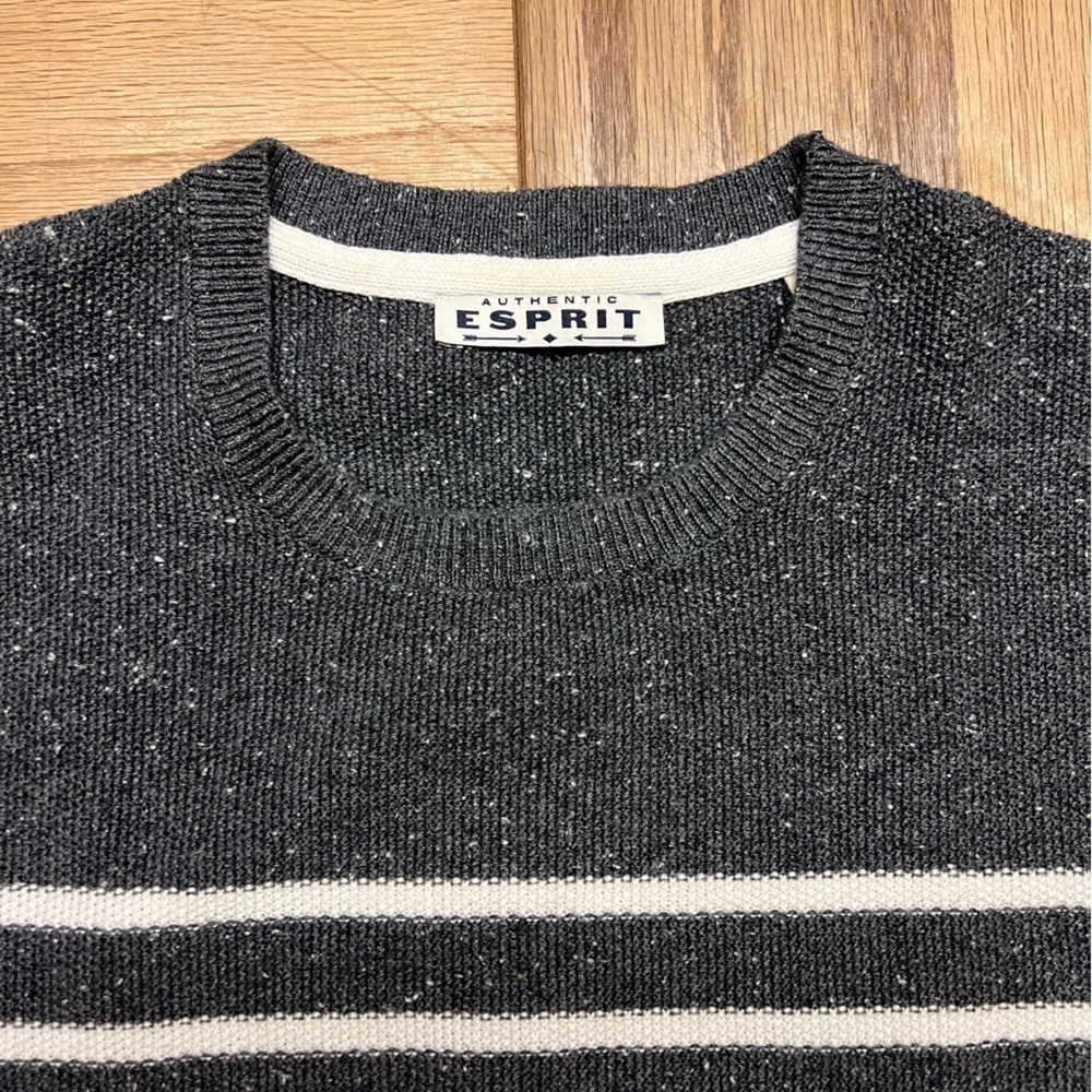 Esprit men’s striped gray pullover sweater L
